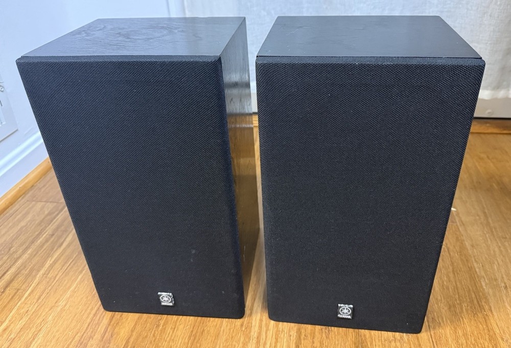 Yamaha NS-10M Studio Monitor Bookshelf Speakers – Pair Black