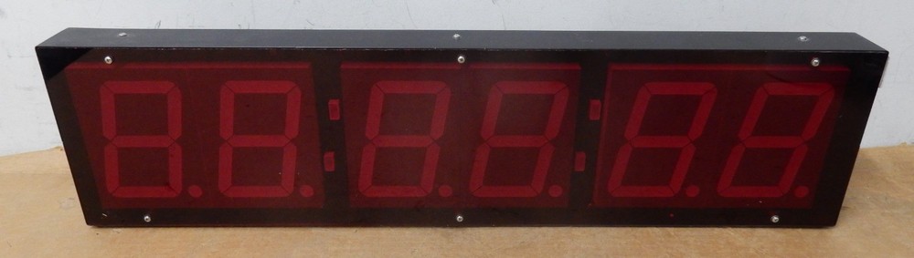 DENECKE IN TC MAXI/6 Six Digit Studio Time Code Reader – No AC Adapter