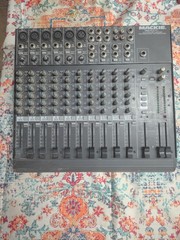 Mackie 1402-VLZ Pro 14-Channel Mic/Line Mixer