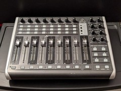 Behringer X-Touch Compact USB MIDI Controller