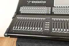 DiGiCo SD10 Digital Mixing Console with Waves Card and ST Optical CG01MLE