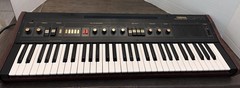 YAMAHA CP11 Electronic Piano Keyboard Works Selling For Parts Or Repair Read