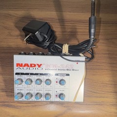 Nady Audio MM-242 4-Channel 2-Bus Stereo Mini Mixer Desktop w/ Cord 1/4″ Battery