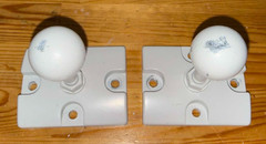 Pair Of JBL 179-00002-00 179-00002-01 Ball Mounts for Control 25 and 28 Speakers