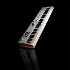 Arturia mk3 88-Key MIDI Controller Keyboard White with 2 Year Warranty