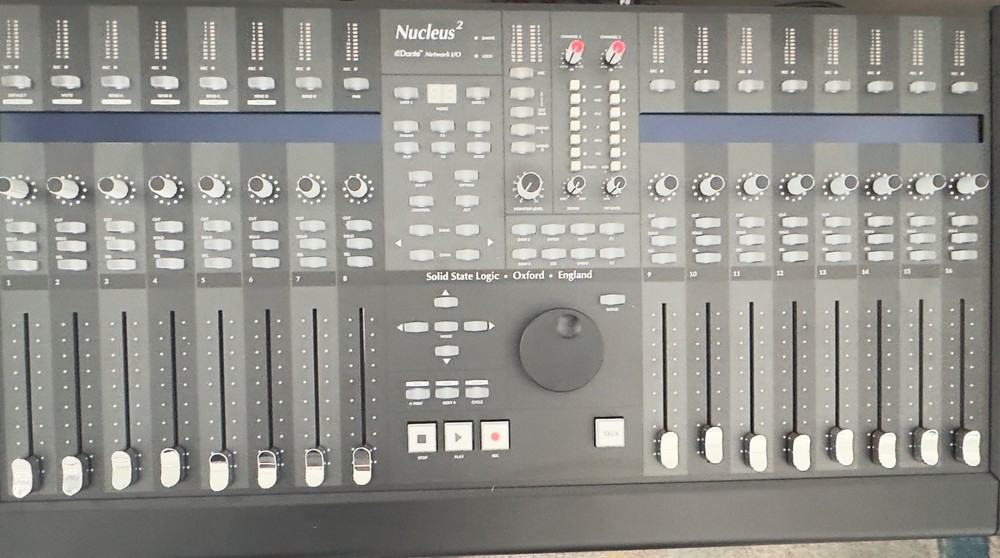 SSL Solid State Logic – Nucleus 2 – Digital Mixer & Control Surface DAW