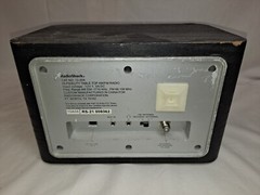 Radio Shack 12-204 Hi Fidelity Table top AM FM Radio