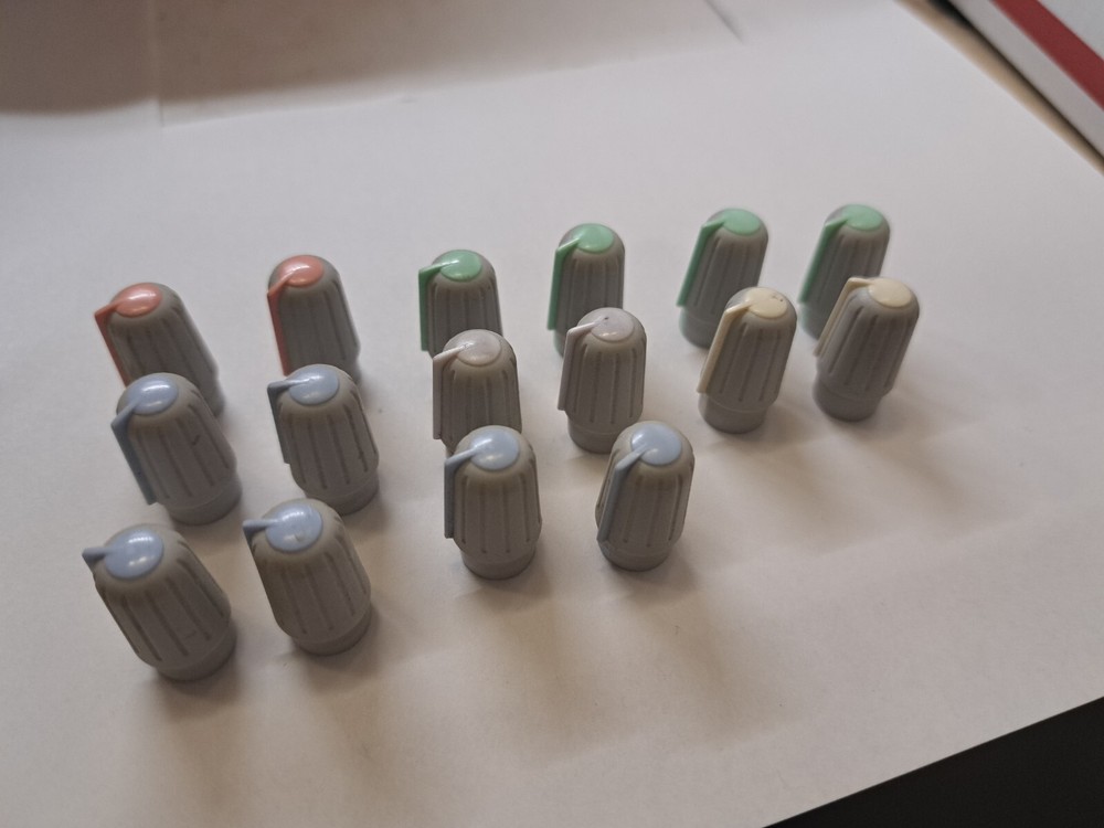 soundtracs topaz project 8 mixer d shaft 16 knobs lot pastel blue white green