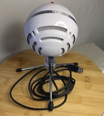 Blue Microphone Snowball iCE Condenser USB Microphone w/ 7ft USB cord