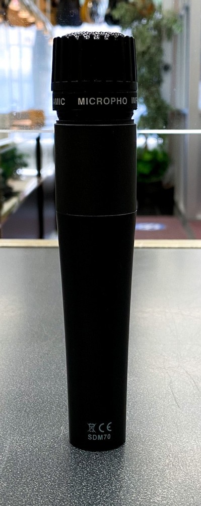 Stagg SDM70 Professional Dynamic Cardioid Microphone – XLR Vocal/Instrument Mic