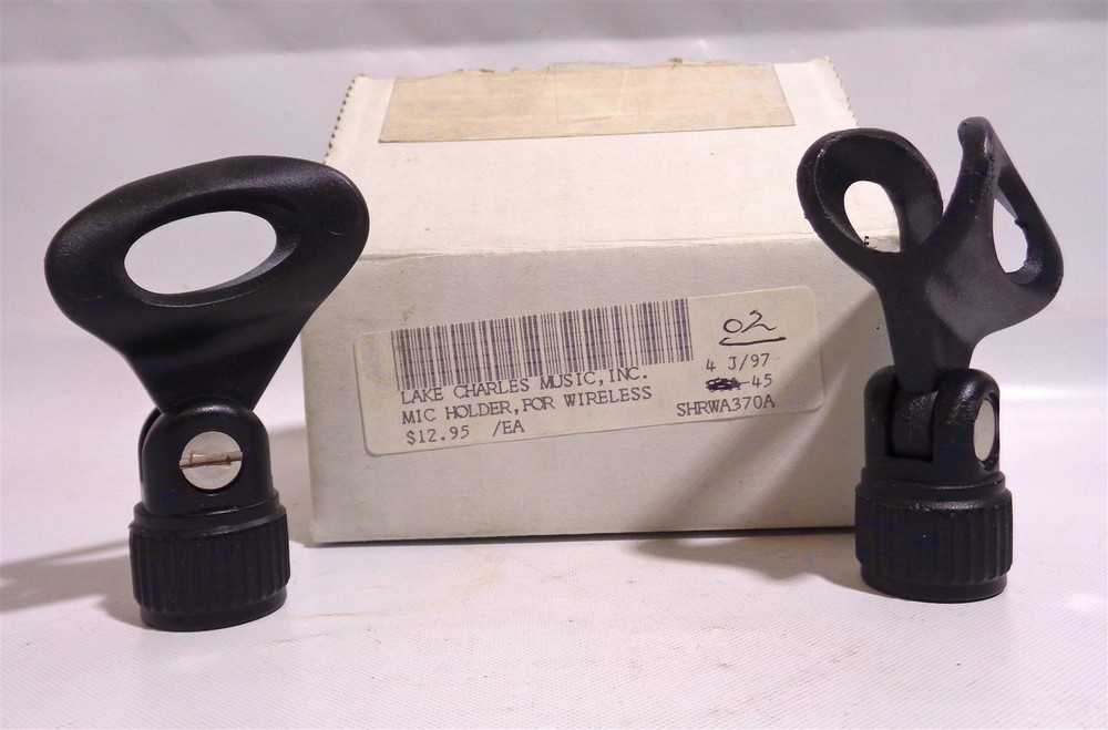 Shure WA370A Swivel/Microphone Stand Adapter (Set of two) black.
