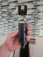Blue Microphones Spark SL Blackout Microphone –