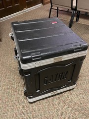 Gator GR-12L Standard Locking Rack Case with 19″ Rackable Depth, Twist Latches