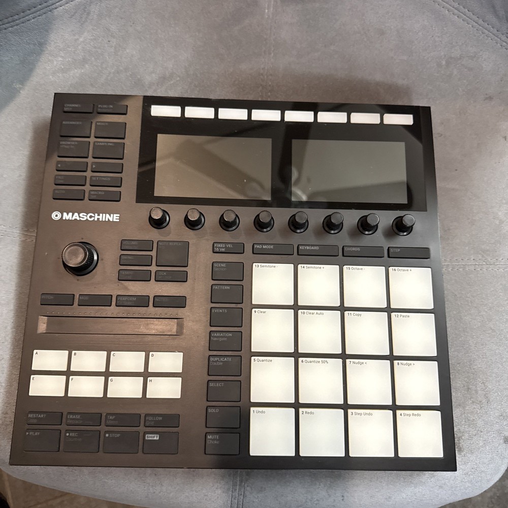 Native Instruments MASCHINE MK3 Groove Production System – works – no cord