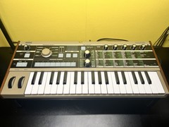 #503 KORG MicroKORG Synthesizer Vocoder w/ PSU & MIC | Beautiful Condition