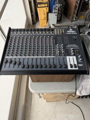 Peavey Unity Series 2002-12 RQ 12-Channel Mixing Console XLR RCA 3-Band EQ