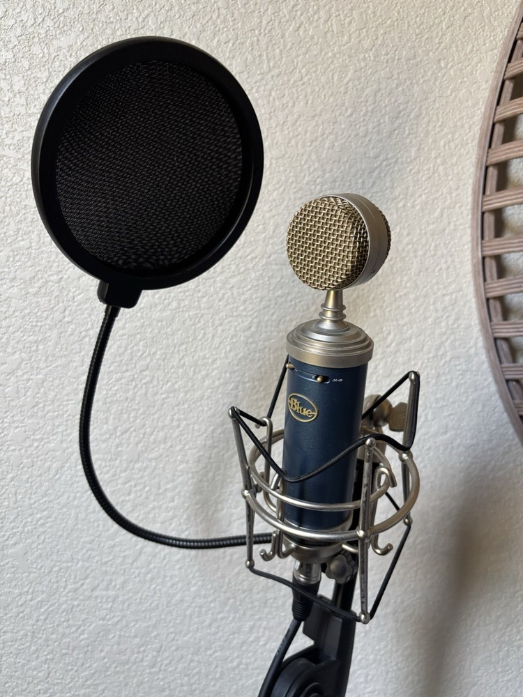 Home Studio Recording Kit Audio Interface, Mic Preamp And Condenser Mic + Stand