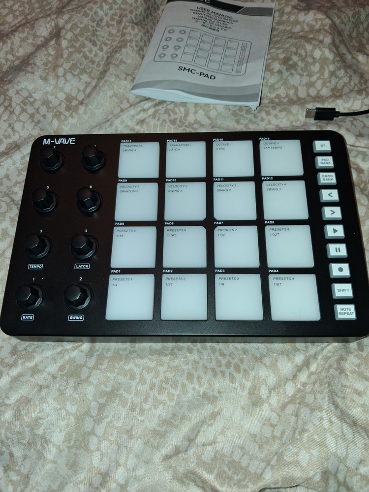 M-VAVE SMC-PAD Wireless MIDI Controller Suitable MINI Percussion USB-C Keyboard