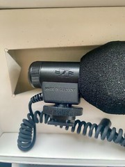 Sennheiser MKE 300 Directional Electret Condenser Microphone for Video Camera