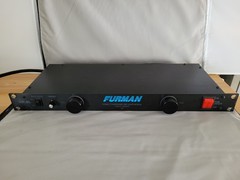 Furman RP-8L Rack Mount Power Conditioner and Light Module 1800w
