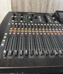Behringer X32 Digital Mixer Console Tested Working w/ Power Cable