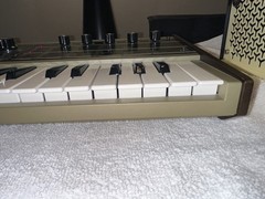 Korg microKORG 37-Key Synthesizer Vocoder w/ Gooseneck Microphone Effects