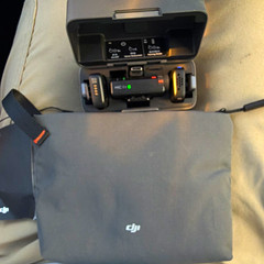 DJI Mic Wireless Microphone System Kit w/ Charging Case & Storage Bag Black