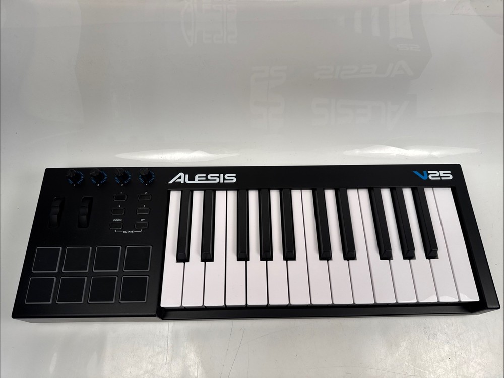Alesis V25 25-Key USB-MIDI Keyboard Controller w/ USB Cable Working