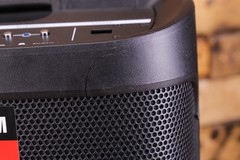 Harbinger RoadTrip 100 Mobile Sound System ISSUE