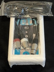 Blue Yeti Pro USB XLR Condenser Microphone Complete Box Barely Used Tested