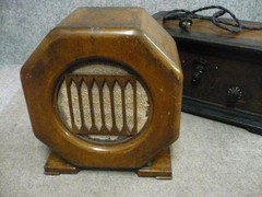 Antique Vacuum Tube Radio Receiver B31493 With Speaker Vintage Am/fm Classic