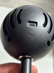 Blue Snowball iCE Wired Plug ’n Play USB BLACK Microphone With Stand B1