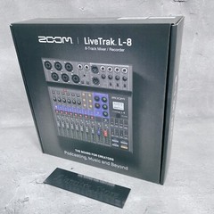 ZOOM LiveTrak L-8 8ch Live Podcast Digital Mixer and Recorder L8 L 8 Japan New