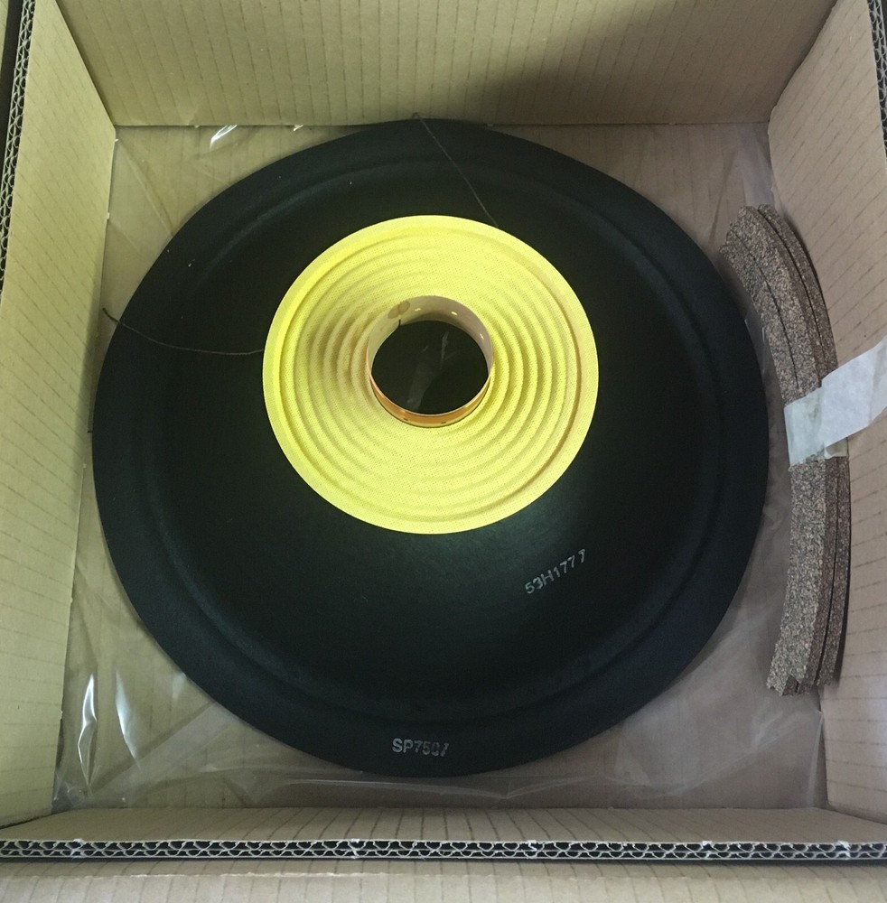 New Genuine Celestion GreenBack G12M/H 8 ohm „drop-in“ recone kit from England.