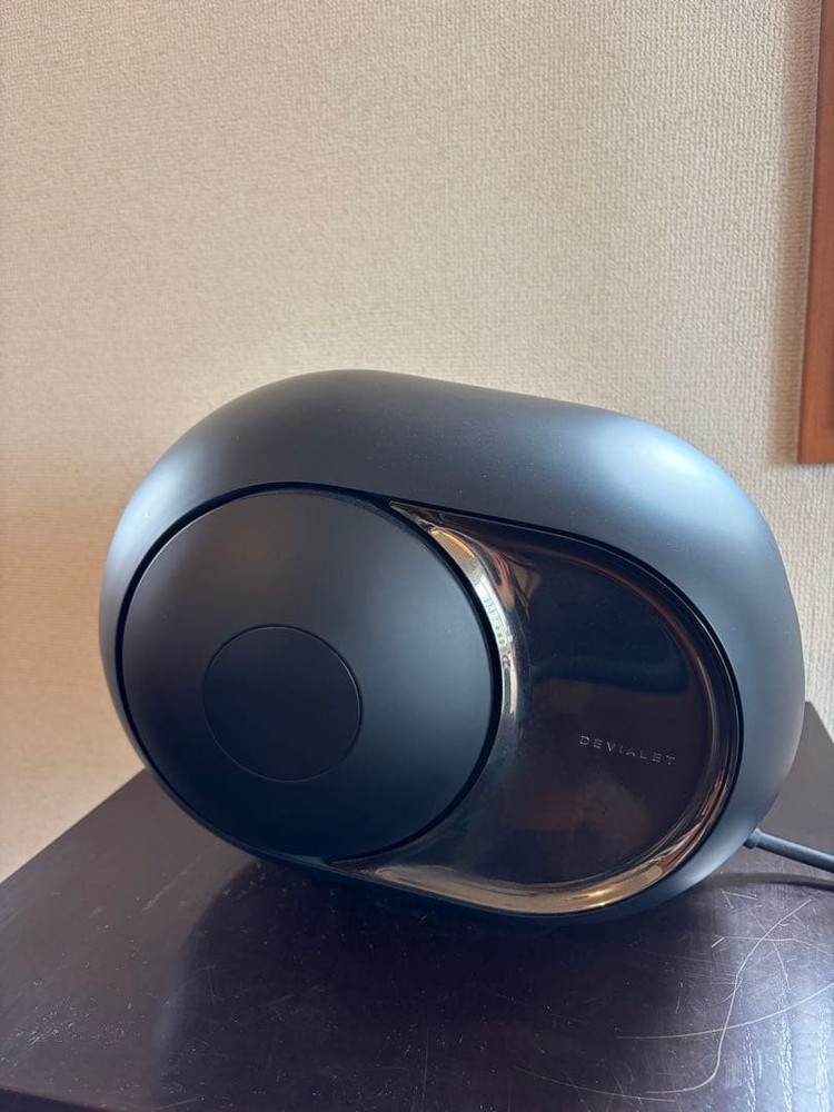 Devialet Phantom 108dB Speaker Excellent Condition