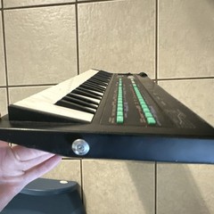 Yamaha DX100 Digital Programmable Algorithm Synthesizer Keyboard 49-Key
