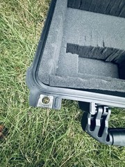 Radial Engineering Hard Case for Microphone, Foam Padded Plastic, Black Handle
