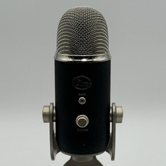 Blue Microphones Yeti Pro USB/XLR Condenser Microphone