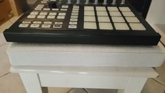 Native Instruments MASCHINE MK2 Black w/USB Cable – Power Tested Only.