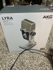 AKG Lyra USB-C Multi-Pattern Condenser Microphone Ultra-HD Streaming Podcast