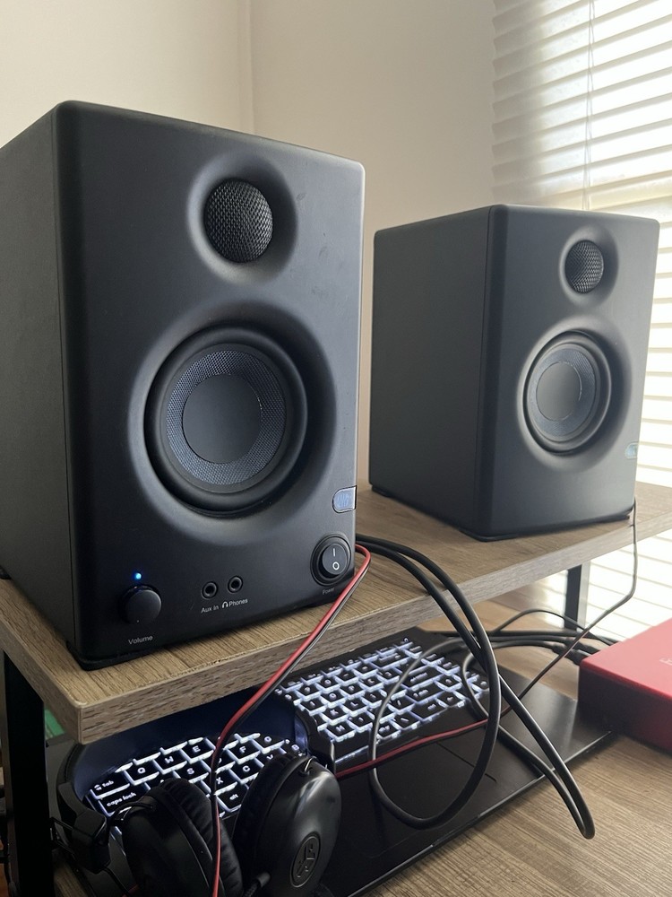 PreSonus Eris E3.5 Powered Studio Monitor Pair Black 50W RCA/3.5mm
