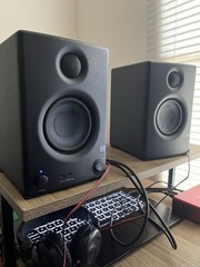 PreSonus Eris E3.5 Powered Studio Monitor Pair Black 50W RCA/3.5mm