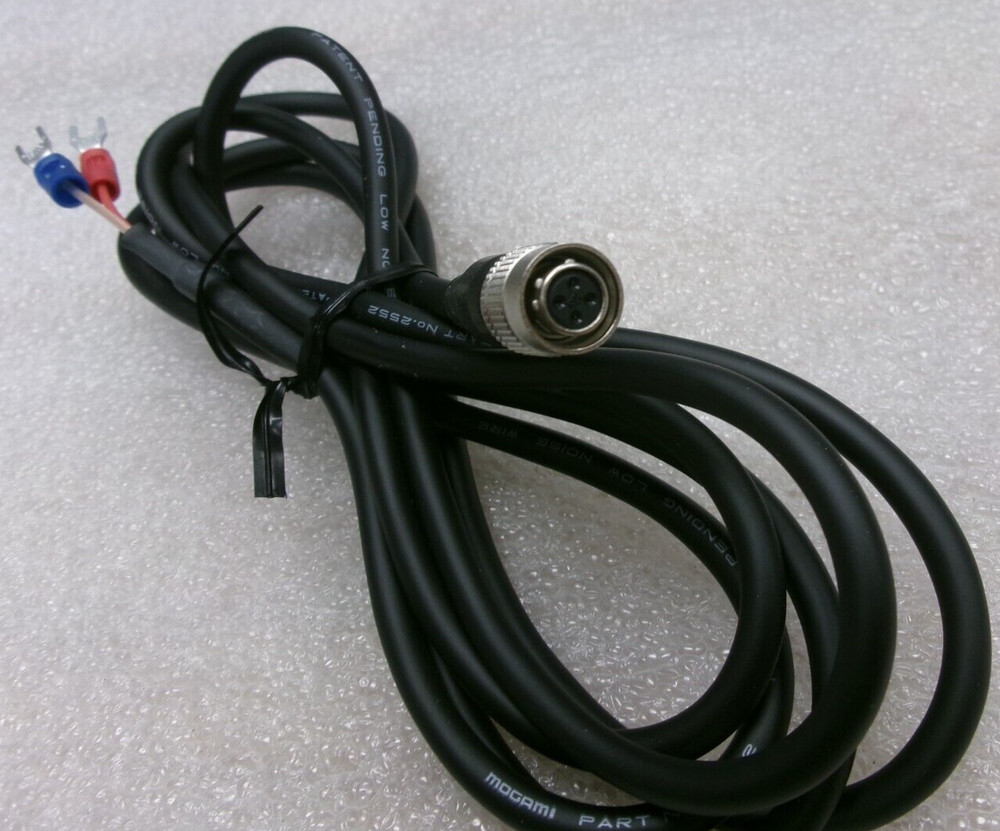 0131-E MOGAMI P/N 2552 6′ Audio Cable 4-Pin Female Socket to (2) Forks #676i