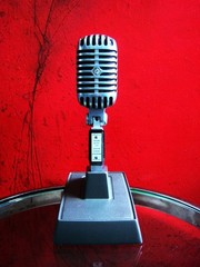 Vintage 1960’s Shure 55S dynamic cardioid microphone w S37A stand 55S PROP Elvis