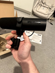 Shure SM7DB Active Dynamic Cardioid Vocal Microphone with Built-in Preamp