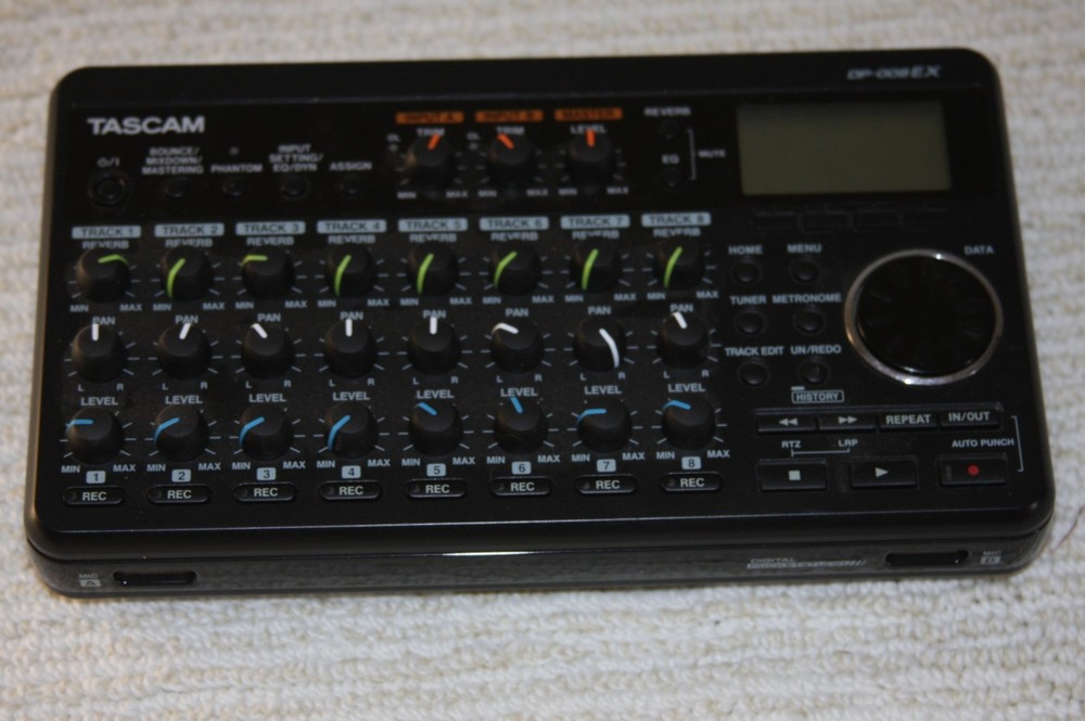 Tascam DP-008EX Digital Pocketstudio 8-Track Portable Multitrack Recorder Clean