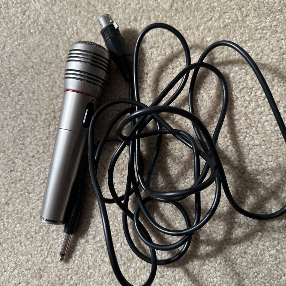 The Singing Machine SMM-106 Dynamic Wireless Cable Consumer Microphone Karaoke