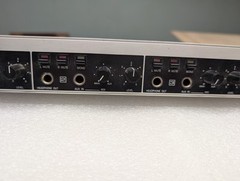 Behringer HA 4000 Headphone Distribution Amplifier