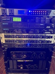 Motu 2408 mk3 Audio Interface with 24-bit/96kHz audio for professional recording