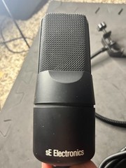 sE Electronics X1 Large Diaphragm Condenser Microphone Bundle + Pop Filter & XLR